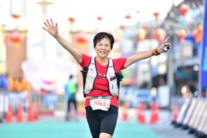 BIB: 7063
                            <button type="button" onclick="openModal(21878596)" class="btn btn-primary btn-sm float-right btn-popup" data-toggle="modal" data-target=".modal-high-quality">
                        <i class="fas fa-shopping-cart"></i> Add to Cart
                    </button>
                                            <button type="button" onclick="isThisMe(21878596, true)" class="btn btn-success btn-sm float-right btn-popup btn-isme hidden" data-toggle="tooltip" data-placement="bottom" title="นี่คือรูปของคุณใช่ไหม คลิกที่นี่เพื่อเอาเข้าอัลบั้ม">
                        <i class="fas fa-plus"></i> Add to album
                    </button>
                    <button type="button" onclick="isThisMe(21878596, false)" class="btn btn-warning btn-sm float-right btn-popup btn-isnotme hidden">
                        <i class="fas fa-ban"></i> Remove from album
                    </button>